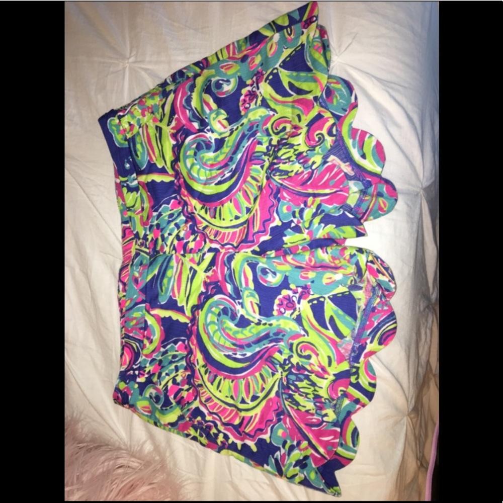 Lilly Pulitzer Buttercup Shorts Size 8